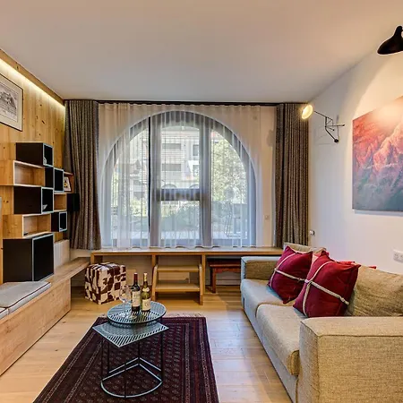 Apartment Cheserys, Alpes Travel, Les Praz Sleeps 2-4 Chamonix